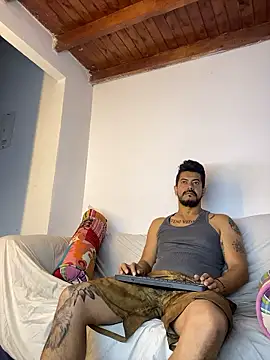 Snapshot of AndresSmith__ chatting on 01-17-26, 11:36 AndresSmith online show from 01-17-26, 11:36