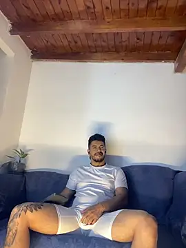 Snapshot of AndresSmith__ chatting on 02-07-26, 07:38 AndresSmith online show from 02-07-26, 07:38