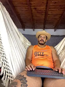 AndresSmith   online show from 05-13-26, 02:07