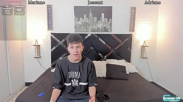 nakedfoam1 online show from 09-20-25, 03:11