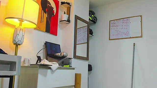 nakedfoam1 online show from 04-21-26, 04:24