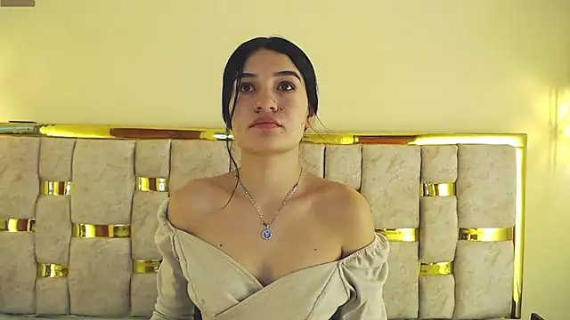 shantall24 online show from 01-24-25, 06:03