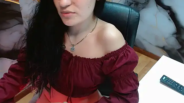 shantall24 online show from 01-28-25, 11:49