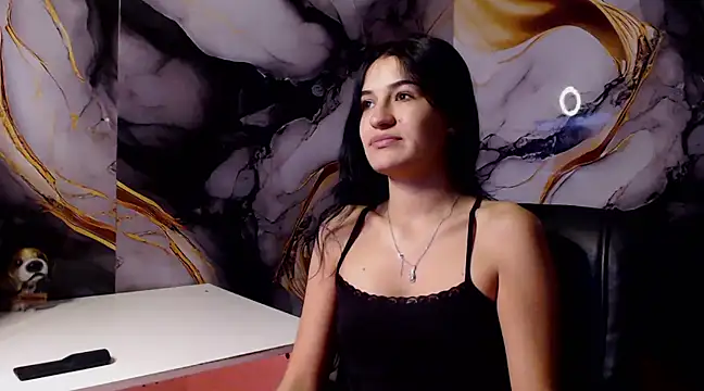 shantall24 online show from 02-18-25, 04:26