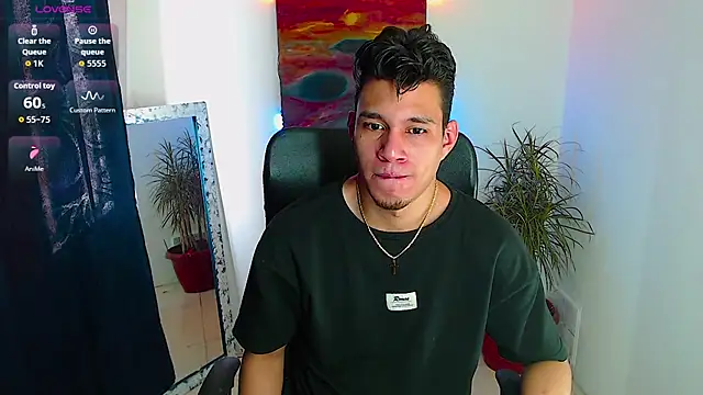 Snapshot of dirtyboy_23 chatting on 12-18-25, 07:29 dirtyboy 23 online show from 12-18-25, 07:29