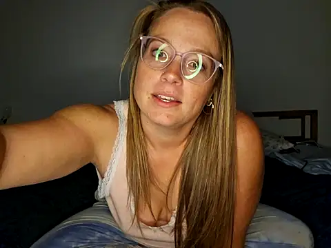 MrandMrsPooks online show from 09-27-25, 07:03