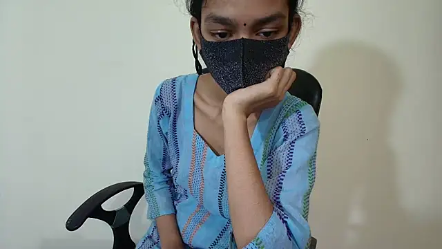 Srabontii online show from 04-12-26, 03:04