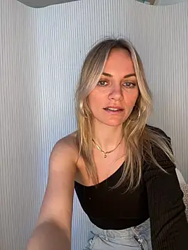 Milla  one online show from 03-18-26, 10:29