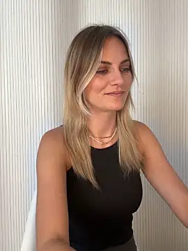 Milla  one online show from 06-08-26, 10:05