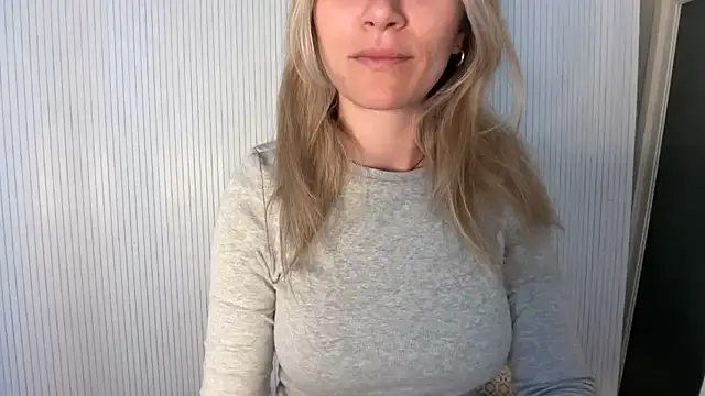 Milla  one online show from 04-10-26, 05:31