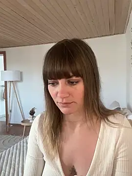 Snapshot of Milla__one chatting on 02-03-25, 09:41 Milla one online show from 02-03-25, 09:41