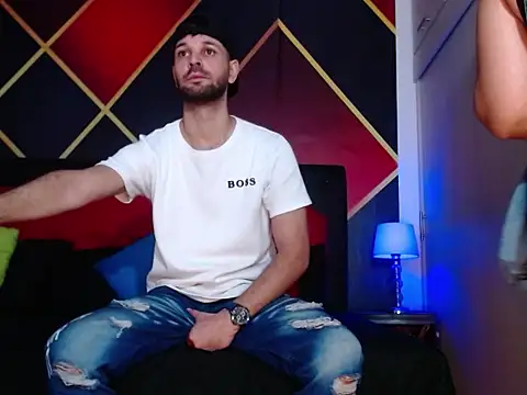 Snapshot of CindyandCarlo chatting on 03-16-25, 04:01 CindyandCarlo online show from 03-16-25, 04:01