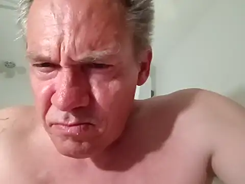 Snapshot of ed44435 chatting on 02-20-26, 09:33 ed44435 online show from 02-20-26, 09:33