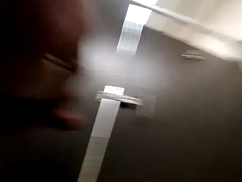 Snapshot of ed44435 chatting on 12-04-25, 08:41 ed44435 online show from 12-04-25, 08:41