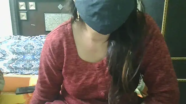 couplesuni online show from 11-25-25, 03:40