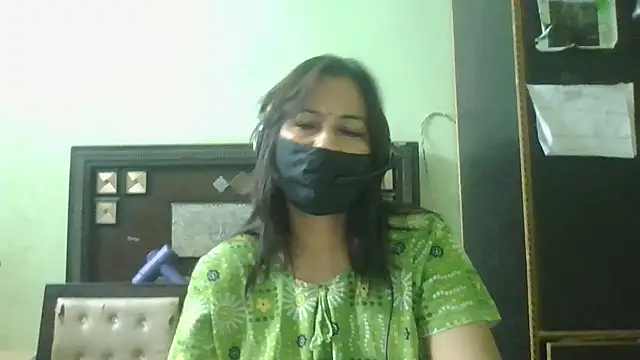 couplesuni online show from 05-08-26, 05:17