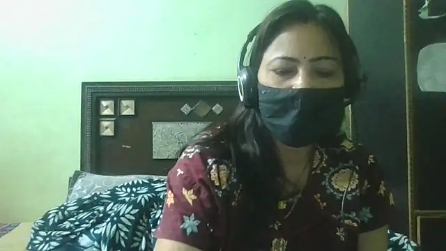 couplesuni online show from 04-22-26, 10:33