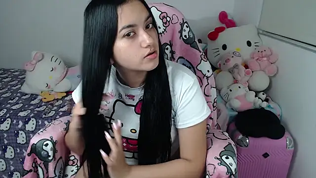 kayla k18 online show from 05-06-26, 05:33