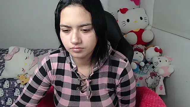 Snapshot of kayla_k18 chatting on 07-18-26, 01:14 kayla k18 online show from 07-18-26, 01:14