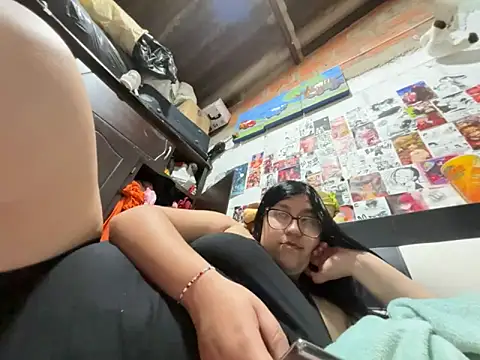 dafne19  online show from 04-08-26, 02:24