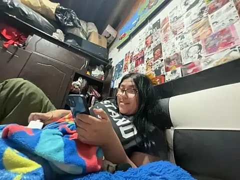 Snapshot of dafne19_ chatting on 06-05-26, 06:52 dafne19 online show from 06-05-26, 06:52
