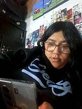 dafne19  online show from 10-24-25, 04:55