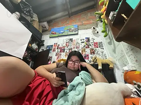 Snapshot of dafne19_ chatting on 07-07-26, 06:47 dafne19 online show from 07-07-26, 06:47