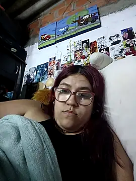 dafne19  online show from 10-16-25, 05:16