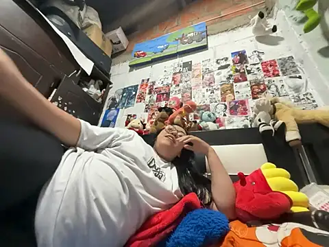 dafne19  online show from 03-01-26, 03:50