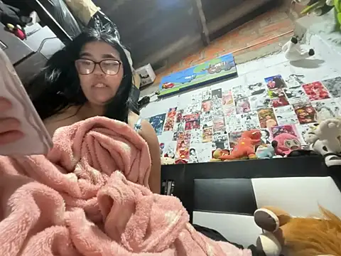 dafne19  online show from 03-28-26, 07:20