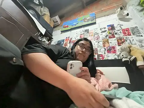 dafne19  online show from 03-13-26, 04:17