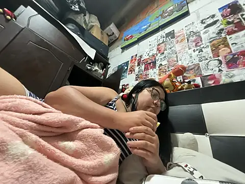 dafne19  online show from 03-14-26, 05:13