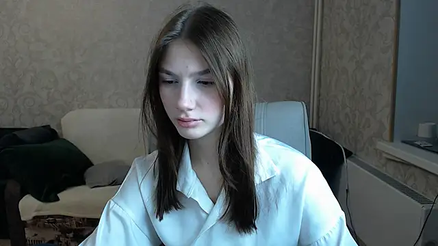 Snapshot of AnaHoney chatting on 03-17-25, 01:24 AnaHoney online show from 03-17-25, 01:24