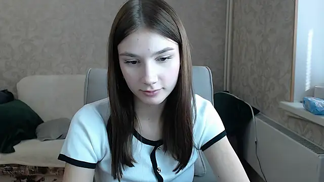 Snapshot of AnaHoney chatting on 03-14-25, 06:42 AnaHoney online show from 03-14-25, 06:42