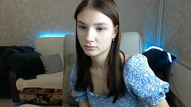 Snapshot of AnaHoney chatting on 02-28-25, 09:58 AnaHoney online show from 02-28-25, 09:58