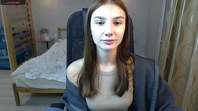Snapshot of AnaHoney chatting on 09-29-25, 05:14 AnaHoney online show from 09-29-25, 05:14