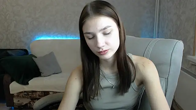 Snapshot of AnaHoney chatting on 02-21-25, 09:56 AnaHoney online show from 02-21-25, 09:56