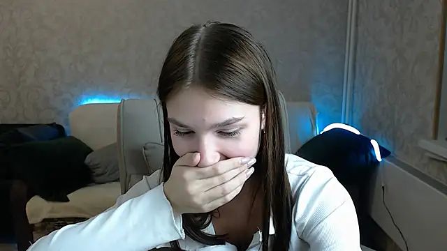 Snapshot of AnaHoney chatting on 03-04-25, 01:17 AnaHoney online show from 03-04-25, 01:17