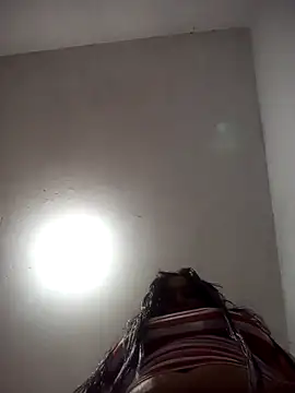 ambarlennoix online show from 11-22-25, 05:28