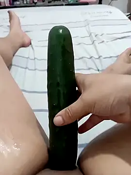 ambarlennoix online show from 10-08-25, 06:48