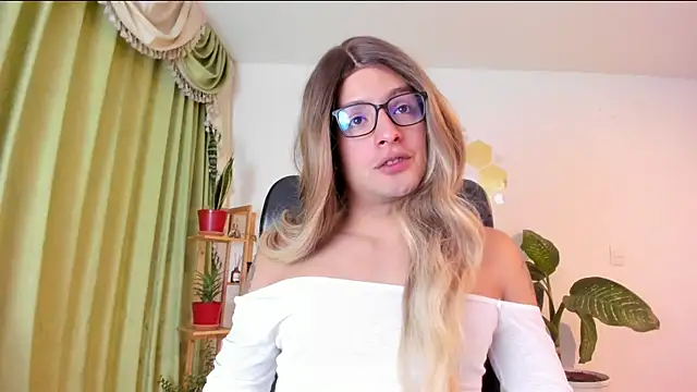 LukaCastillo online show from 07-10-26, 03:17