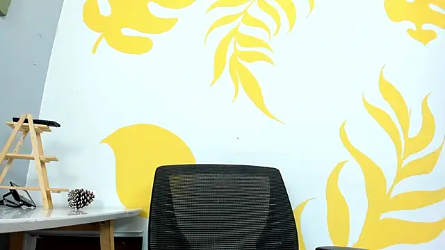 LukaCastillo online show from 11-24-25, 10:10