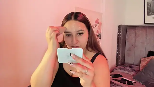 Alaia Cute online show from 12-04-25, 03:49