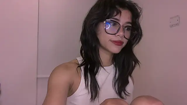 Snapshot of Lovely-allys chatting on 10-02-25, 12:14 Lovely-allys online show from 10-02-25, 12:14
