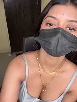 Aakanshaa   online show from 12-05-25, 03:49