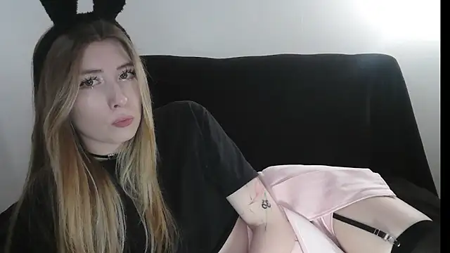 ErikaShyy online show from 06-03-26, 11:22