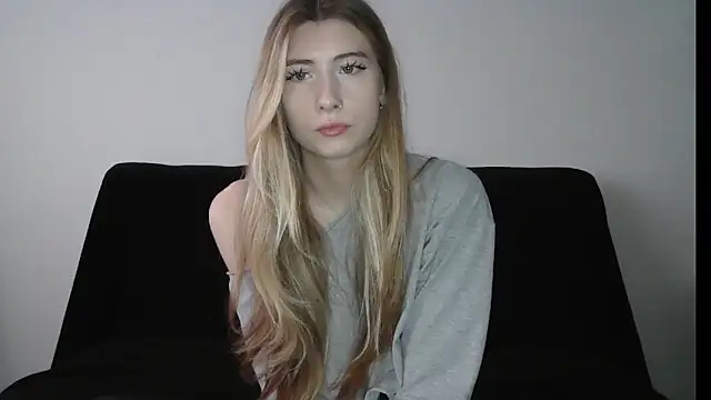 ErikaShyy online show from 09-29-25, 10:22