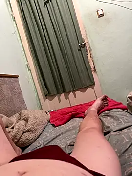 VerylittleDICK11 online show from 10-18-25, 04:47