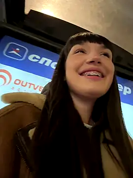 Snapshot of Sophie_Avory chatting on 10-23-25, 09:13 Sophie Avory online show from 10-23-25, 09:13
