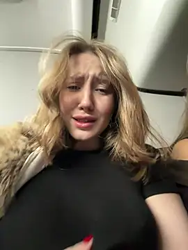 Sophie Avory online show from 04-03-26, 06:47